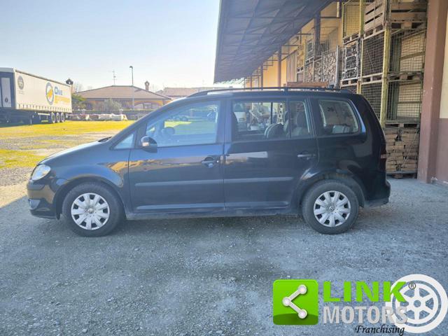 VOLKSWAGEN Touran 1.6 Trendline 7 POSTI