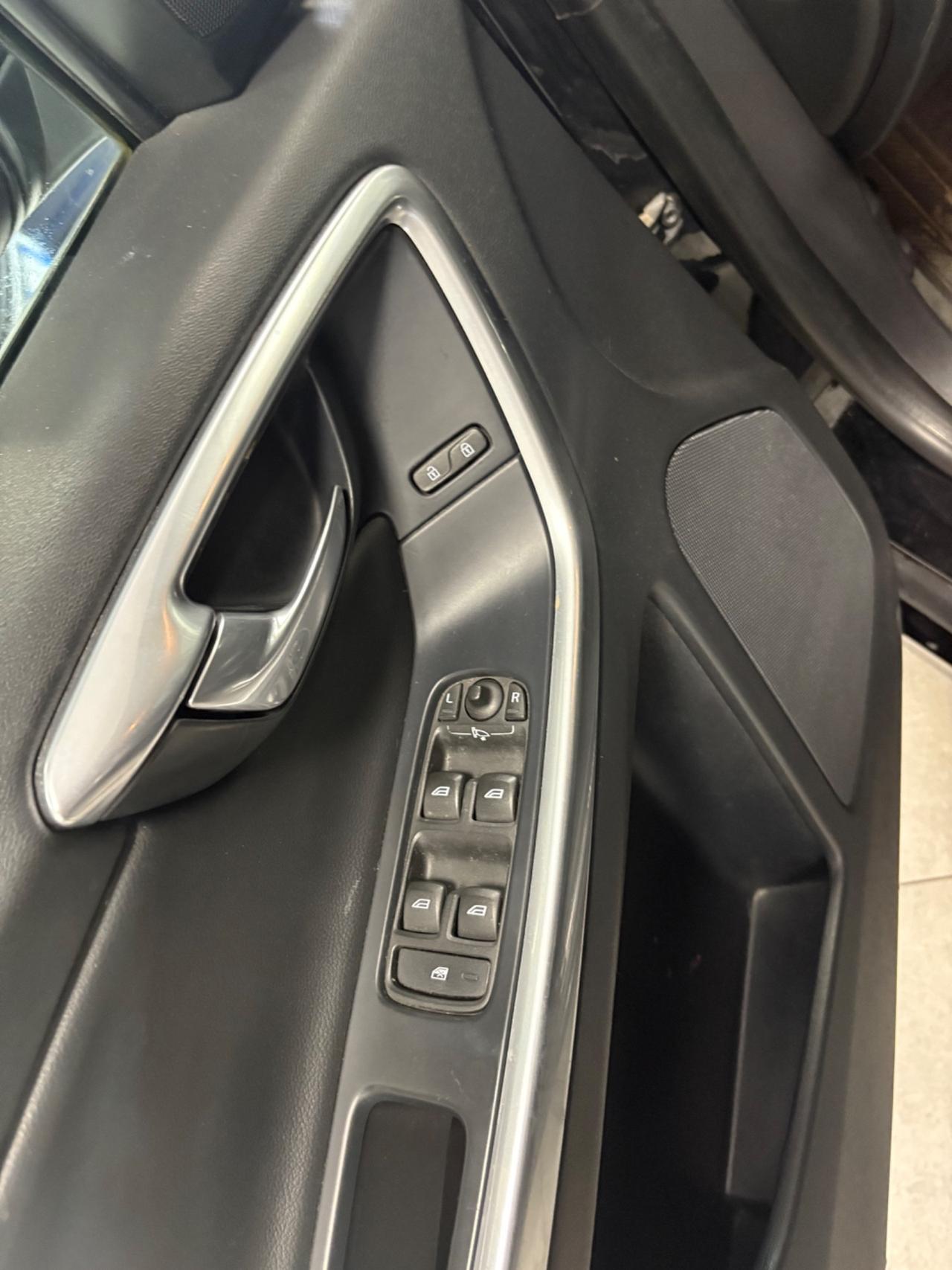 Volvo XC 60 XC60 D3 Geartronic R-design