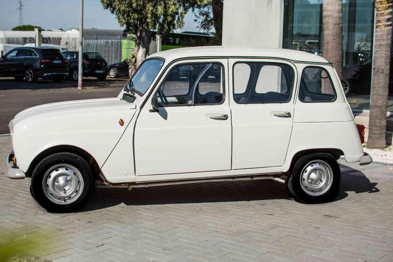 Renault R 4 RENAULT 4
