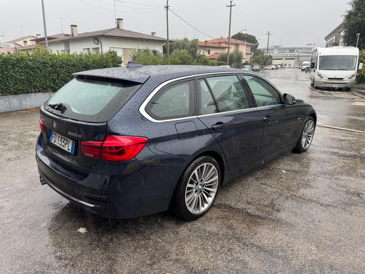 Bmw 320 320d Luxury