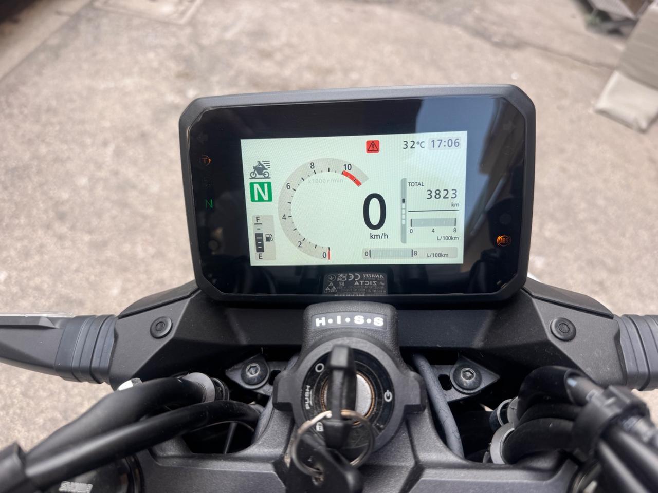 Honda Hornet 750 Sport