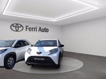 TOYOTA Aygo x 1.0 active 72cv del 2024