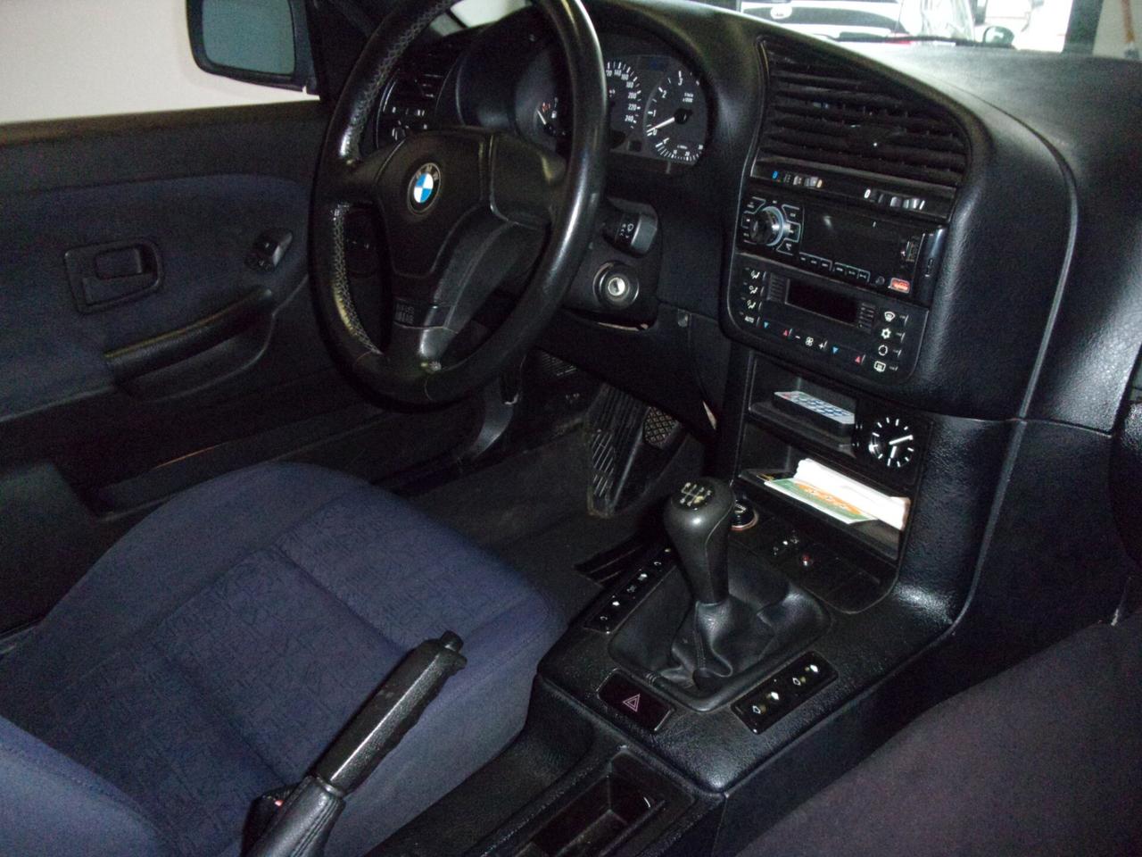 Bmw 318 318i cat Cabriolet