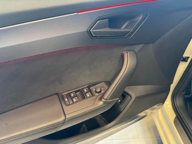 CUPRA Leon 1.5 e-Hybrid 204 CV DSG