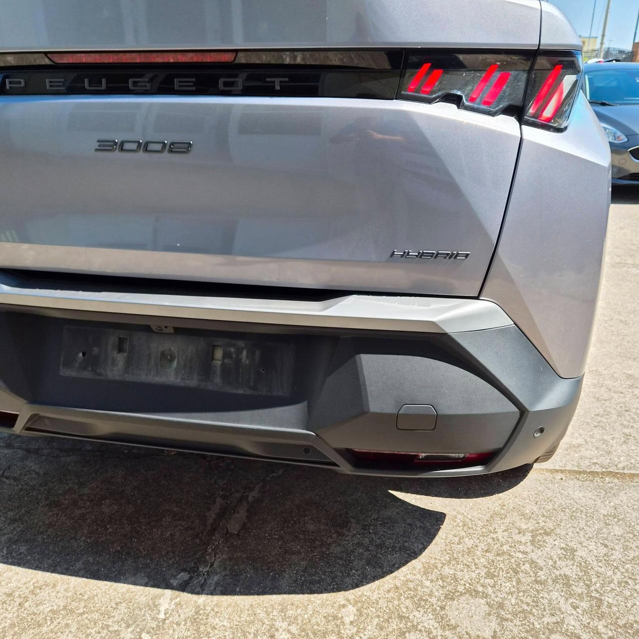 Peugeot 3008 Hybrid 136 e-DCS6 Allure 2025 km23000