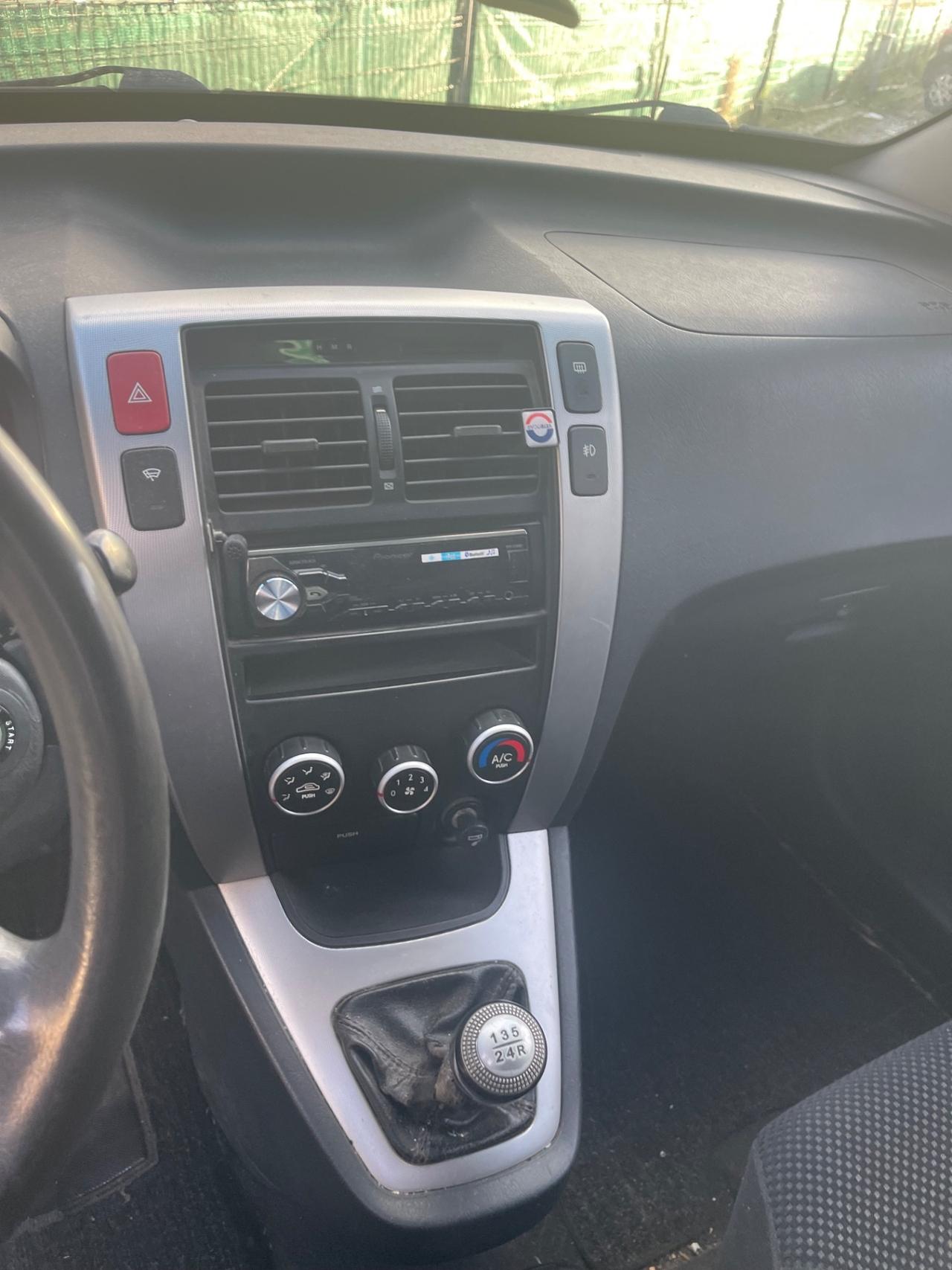 Hyundai Tucson 2.0 CVVT 16V Active 4X4