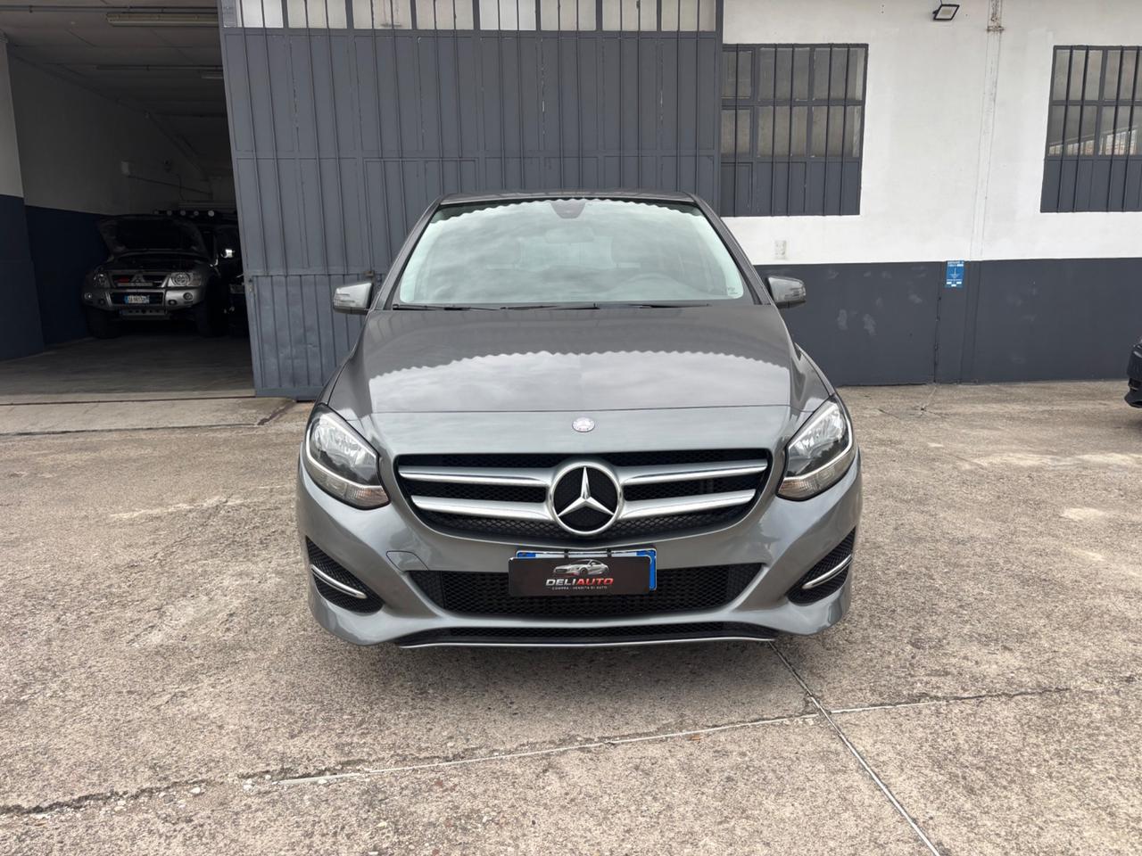 Mercedes classe B 180. Neopatentati. Garanzia