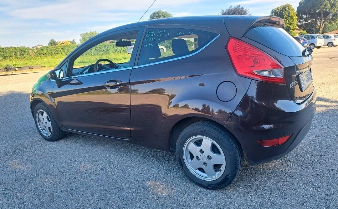 Ford Fiesta 1.4 3 porte Bz.- GPL Titanium