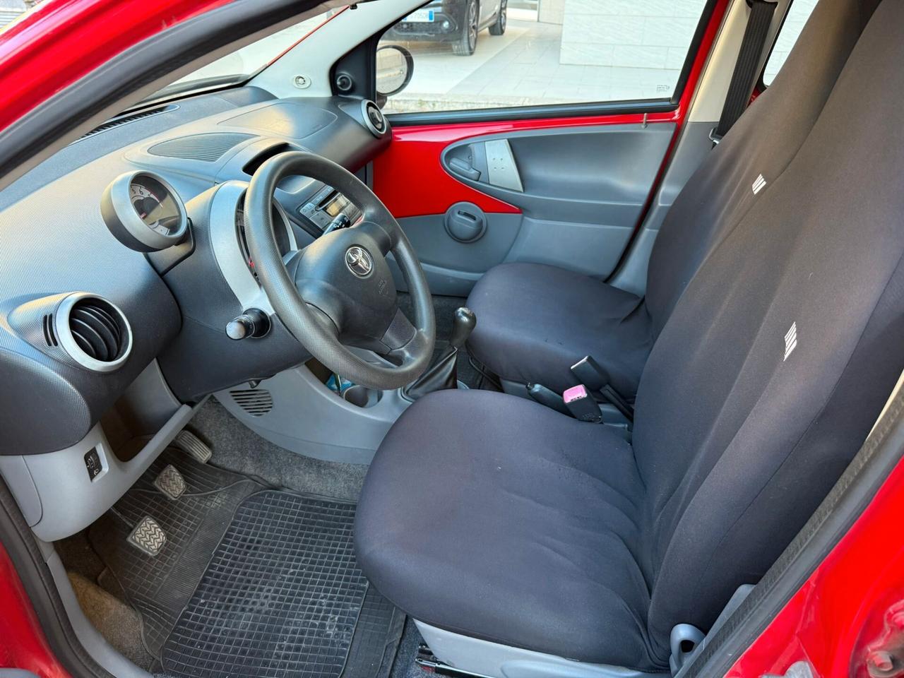 Toyota Aygo 1.0 12V VVT-i 5 porte