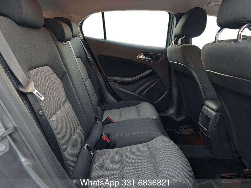 Mercedes-Benz GLA 200 d Automatic Business