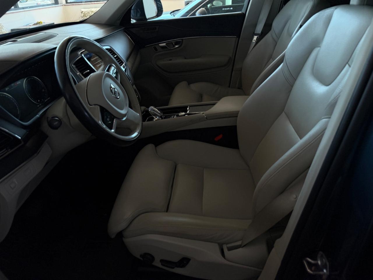 Volvo XC 90 XC90 B5 (d) AWD Geartronic Inscription
