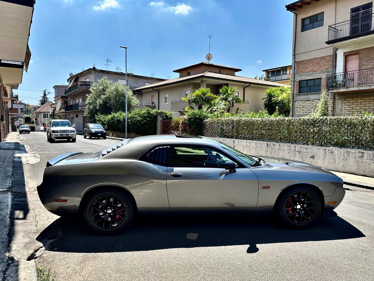 Dodge Challenger 6.4 SRT 392 Hemi