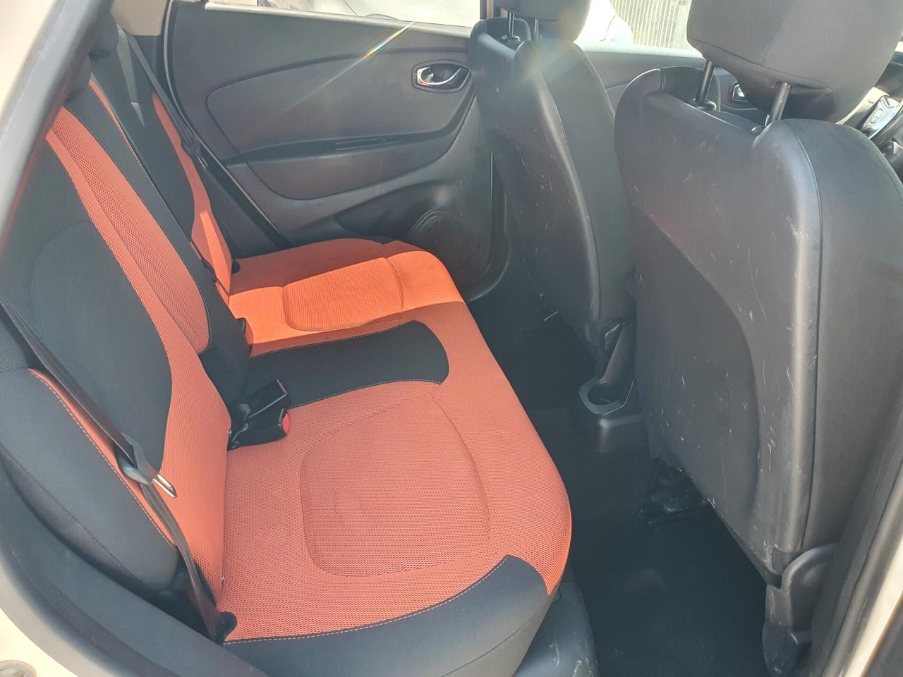 Renault Captur 1.5 dCi 8V 90 CV Neopatentati 2014