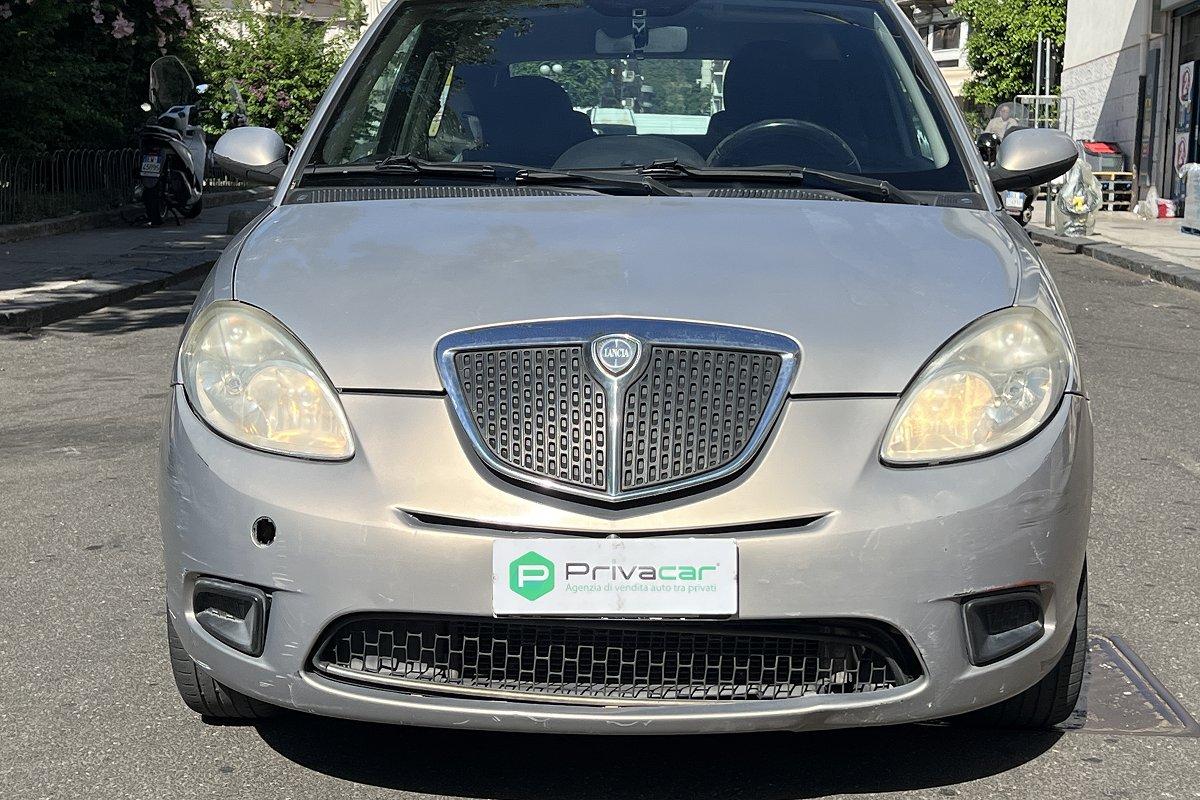 LANCIA Ypsilon 1.2 Oro