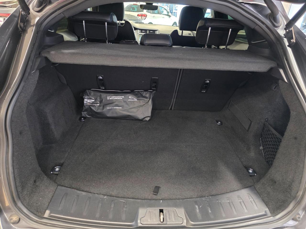 Jaguar E-Pace 2.0D 150 CV AWD aut. R-Dynamic S