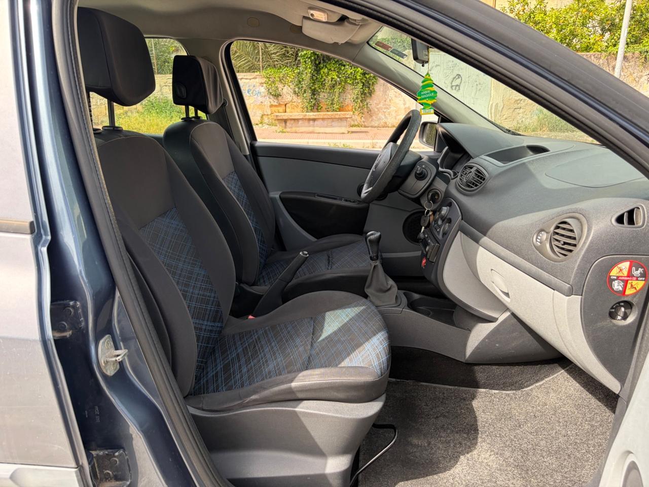 Renault Clio 1.2 16V 5 porte
