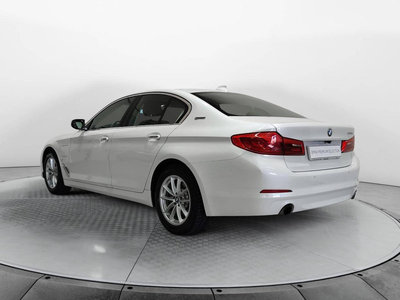 BMW Serie 5 530e Berlina Business