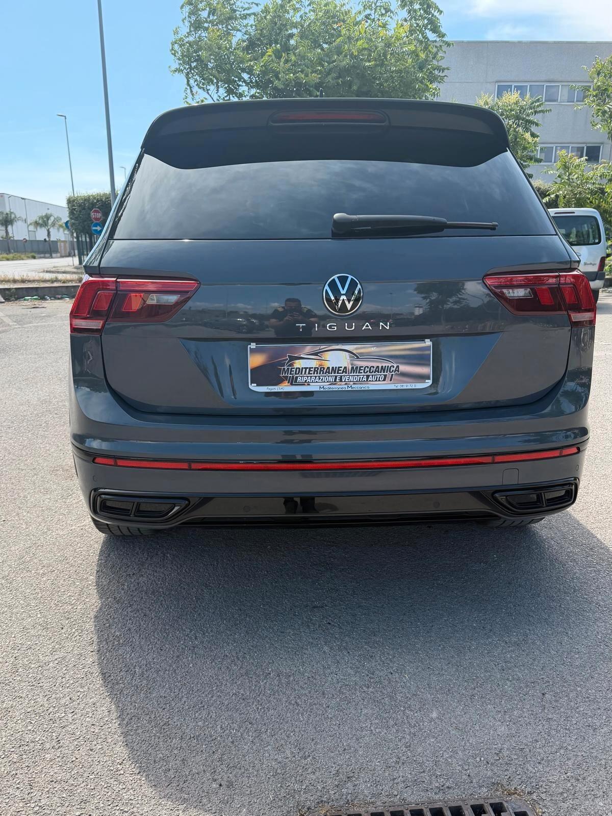 Volkswagen Tiguan 2.0 TDI 150 CV SCR DSG R-Line