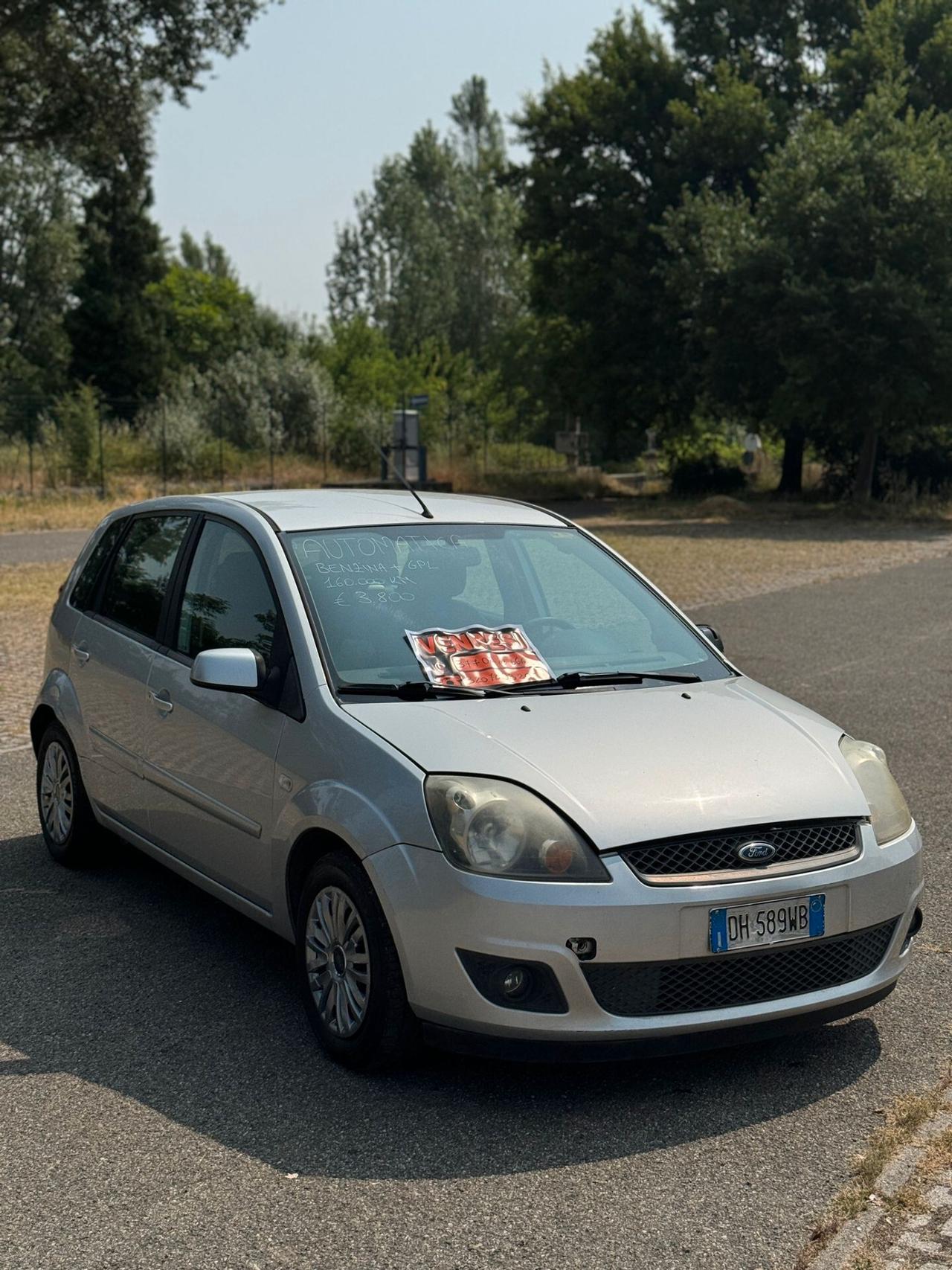 Ford Fiesta 1.4 16V aut. 5p. Ghia