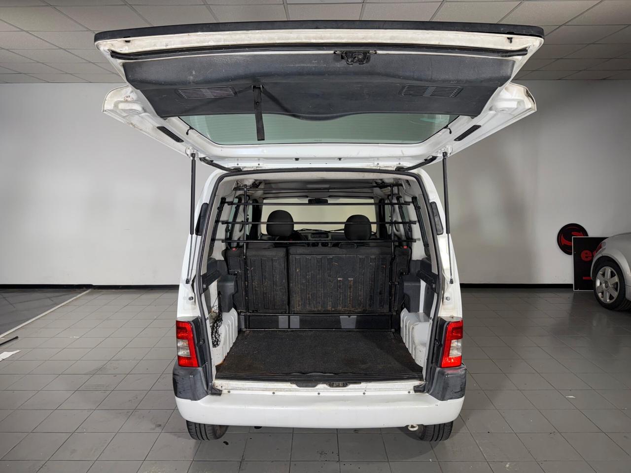 Peugeot Ranch 1.6 HDi 5p. AUTOCARRO