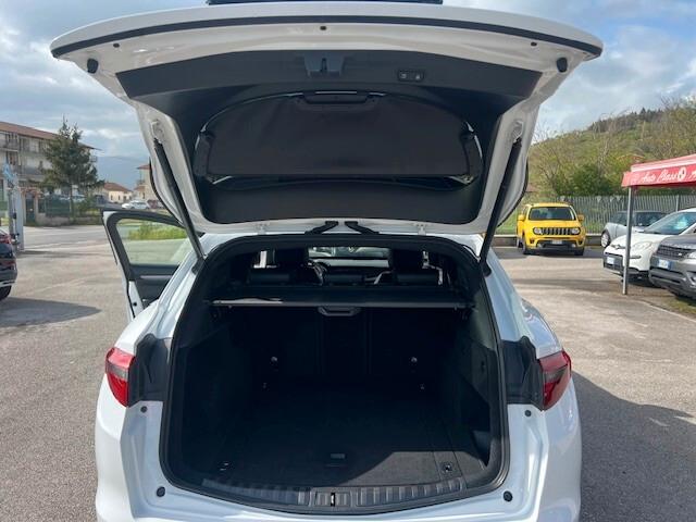 Alfa Romeo Stelvio 2.2 Turbodiesel 210 CV AT8 Q4 Veloce
