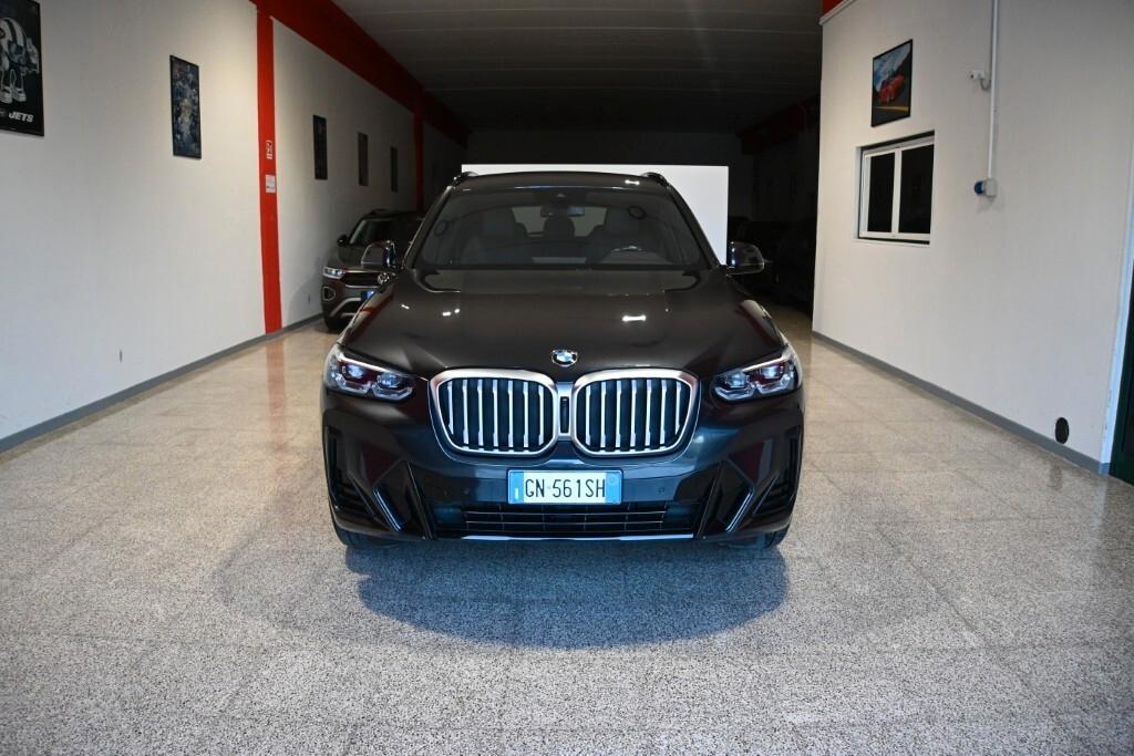 BMW X3 18D 150CV STEPTRONIC 48V S-DRIVE M-SPORT ( FARI LED ADATTIVI - BMW DIGITAL COCKPIT - CLIMA TRIZONA - NAVI - MIRROR - PARK ASSISTANT - TELECAMERA POST. - CERCHI 19 )