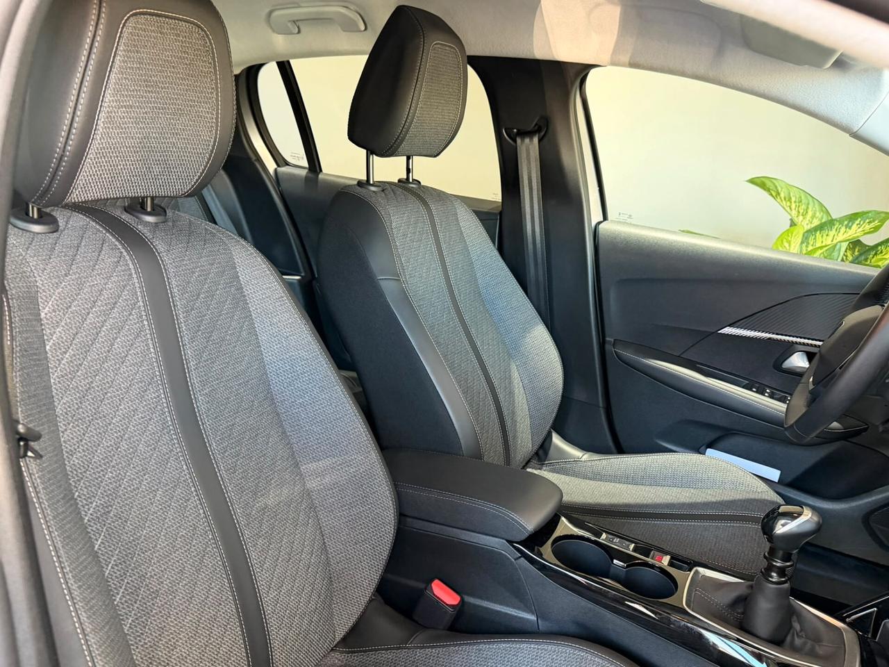 PEUGEOT 208 1.2 Benzina 101cv ALLURE my25