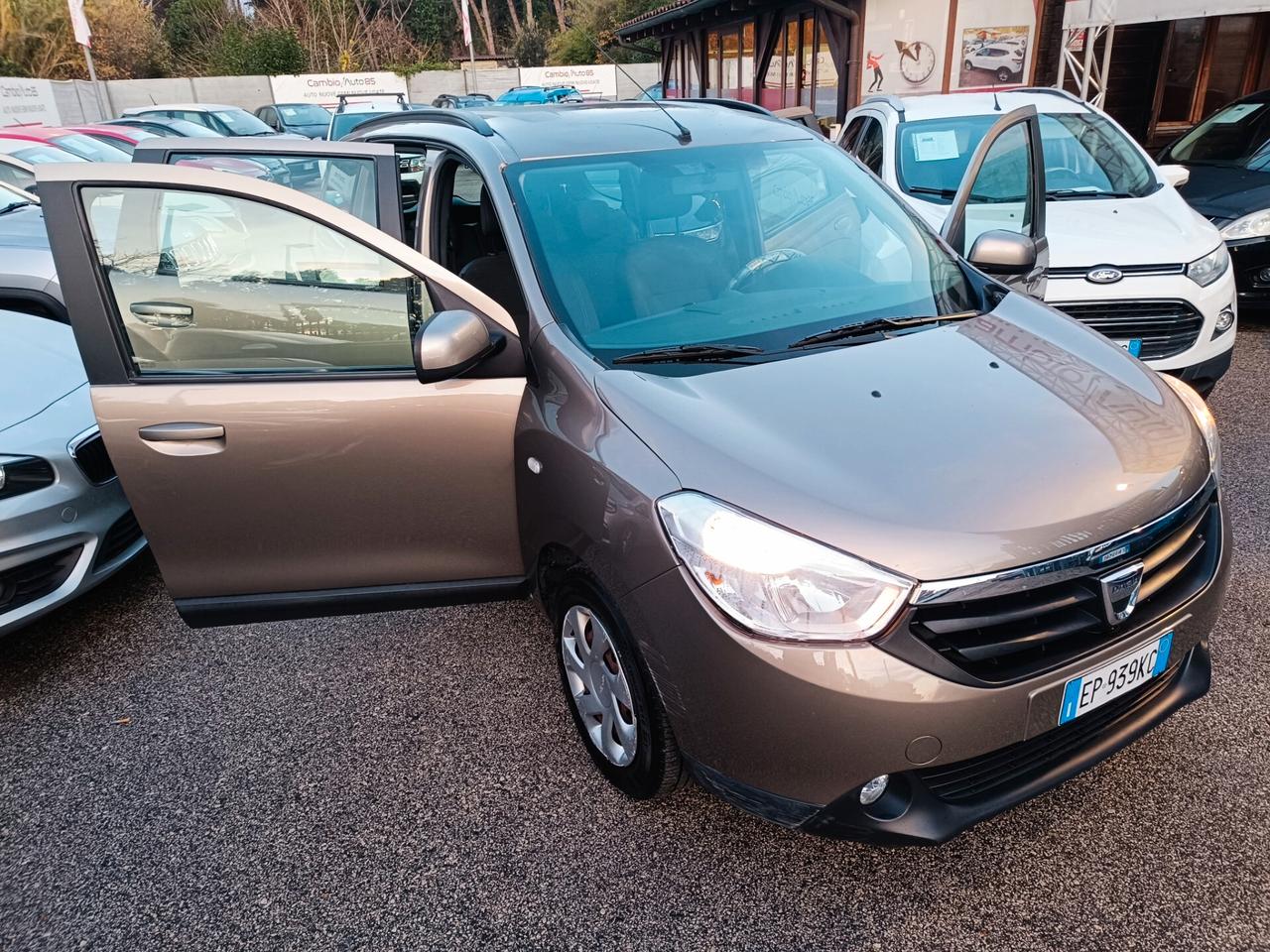 Dacia Lodgy 1.6 8V 85CV 5 posti Lauréate