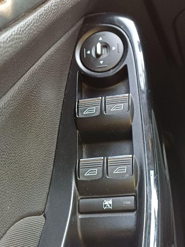 Ford Fiesta Fiesta 5p 1.0 80cv GARANZIA-KM CERTIFICATI
