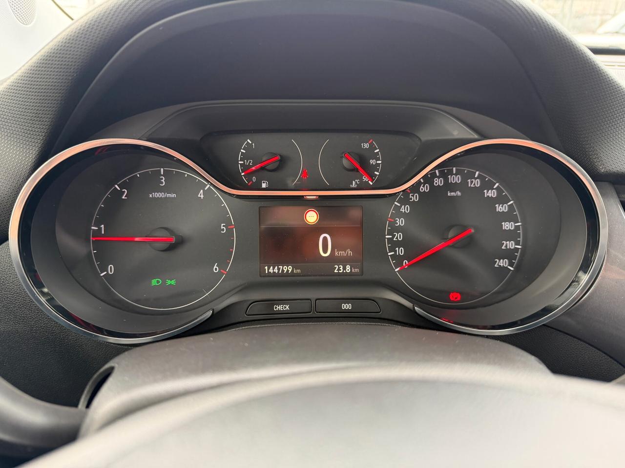 OPEL CROSSLAND X 2017 1.6 DIESEL 100 CV *TAGLIANDATA