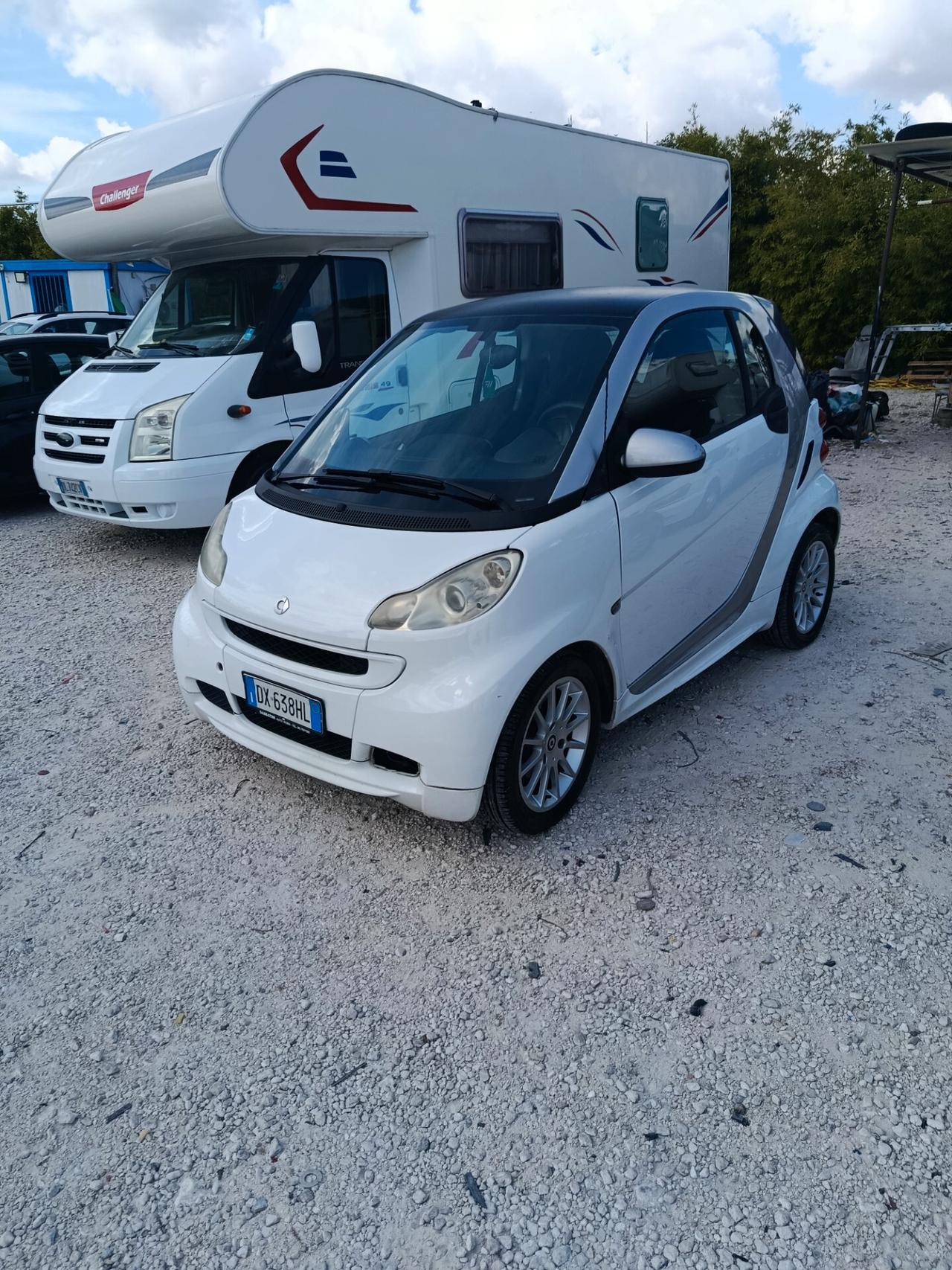 Smart ForTwo 1000 52 kW coupé pure