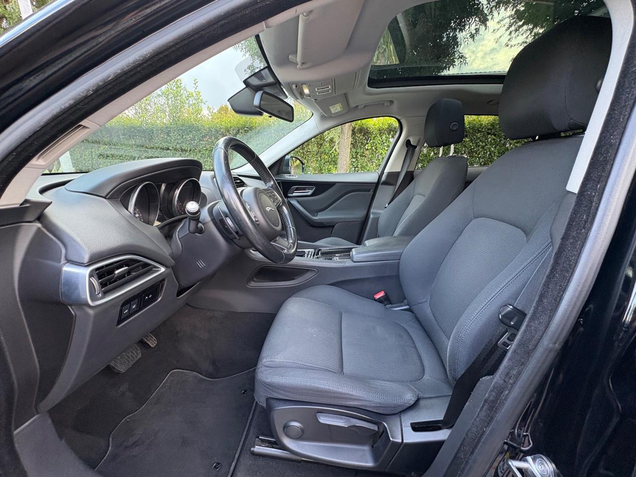 Jaguar F-Pace 2.0 D 180 CV AWD aut. Portfolio
