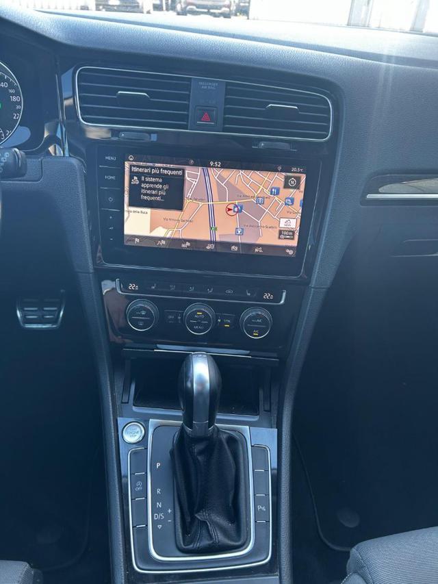 VOLKSWAGEN Golf Variant 1.4 TGI DSG Business BlueMotion