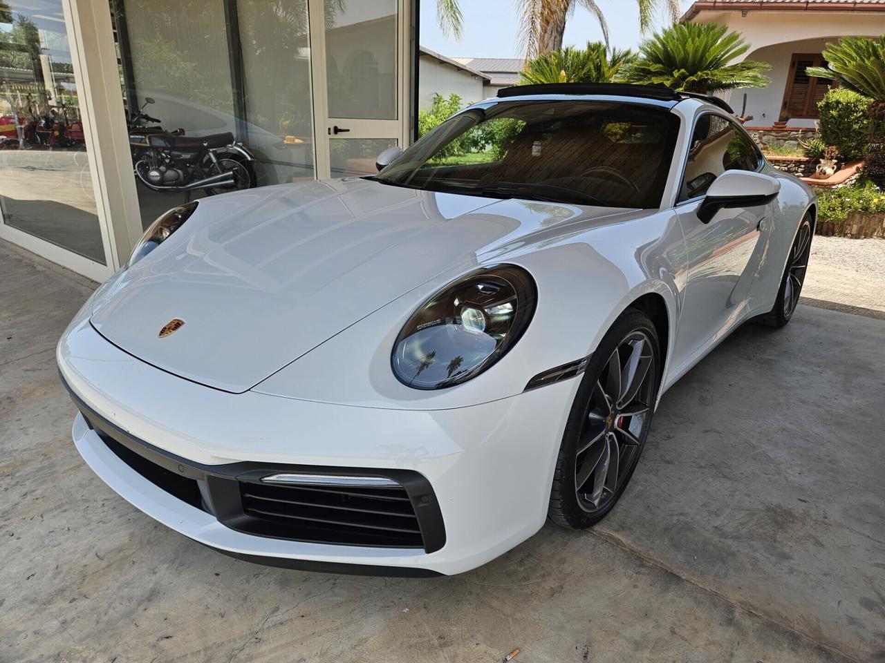 Porsche 992 4S Iva Esposta