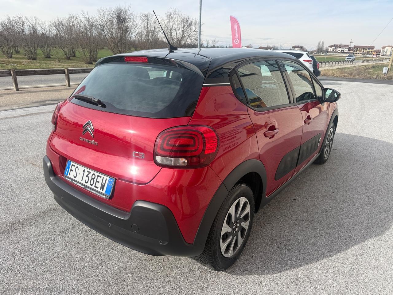 CITROEN C3 PureTech 82 Shine SOLO KM.65000