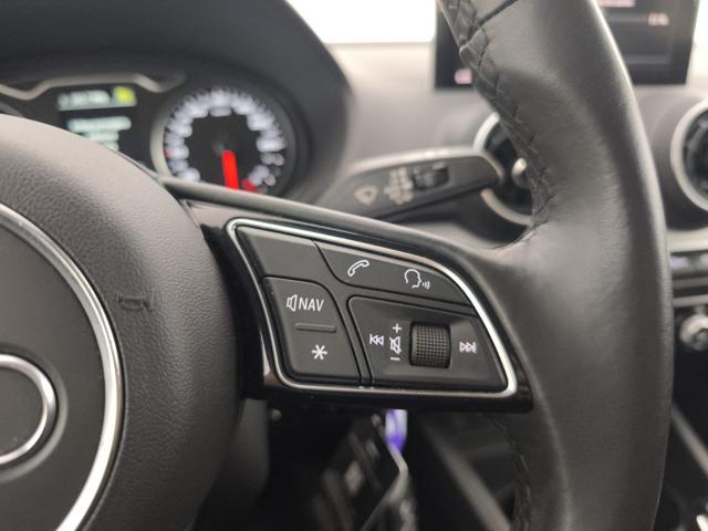 AUDI Q2 30 2.0 tdi Business s-tronic