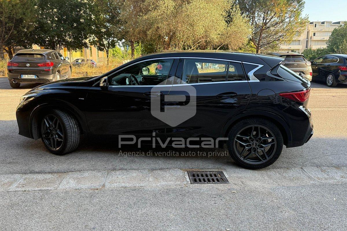 INFINITI Q30 1.5 diesel Sport