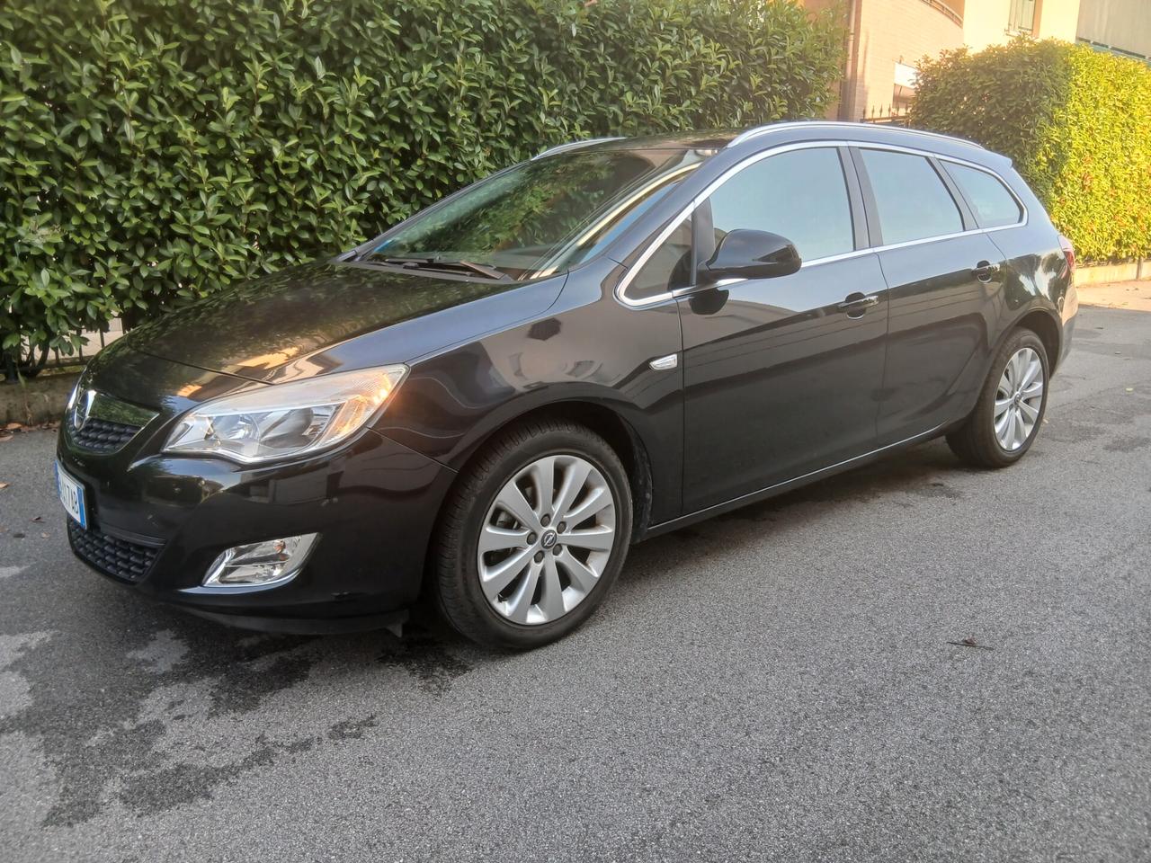Opel Astra 1.4 Turbo 140CV Sports Tourer Cosmo UNICO prop KM 70000