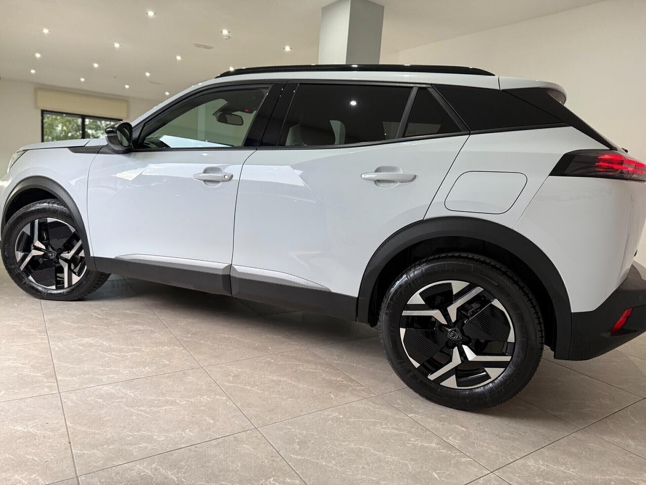 Peugeot 2008 BlueHDi 130 S&S EAT8 GT
