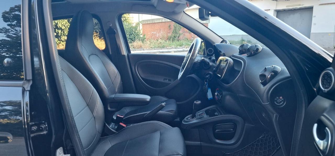 Smart ForFour 90 0.9 Turbo twinamic Brabus Style