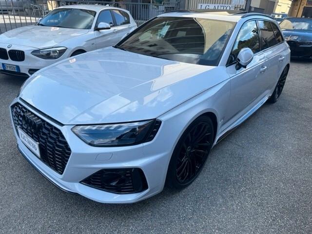 Audi A4 RS 4 Avant