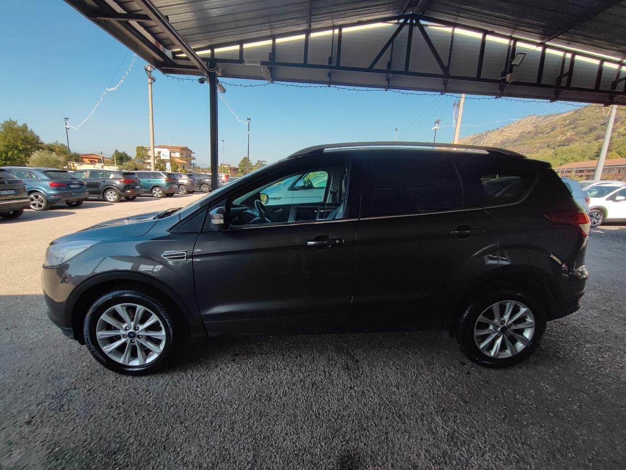 Ford Kuga 2.0 TDCI 120 CV S&S 2WD Titanium