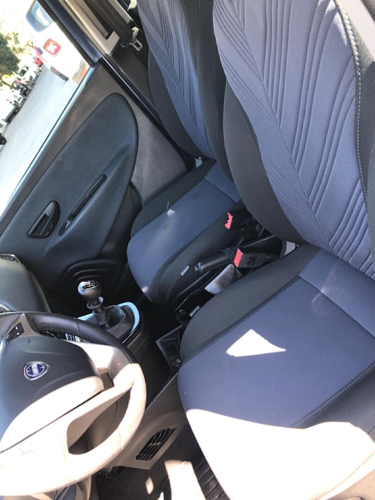 Lancia Ypsilon 1.0 FireFly 5 porte SUPER PREZZO