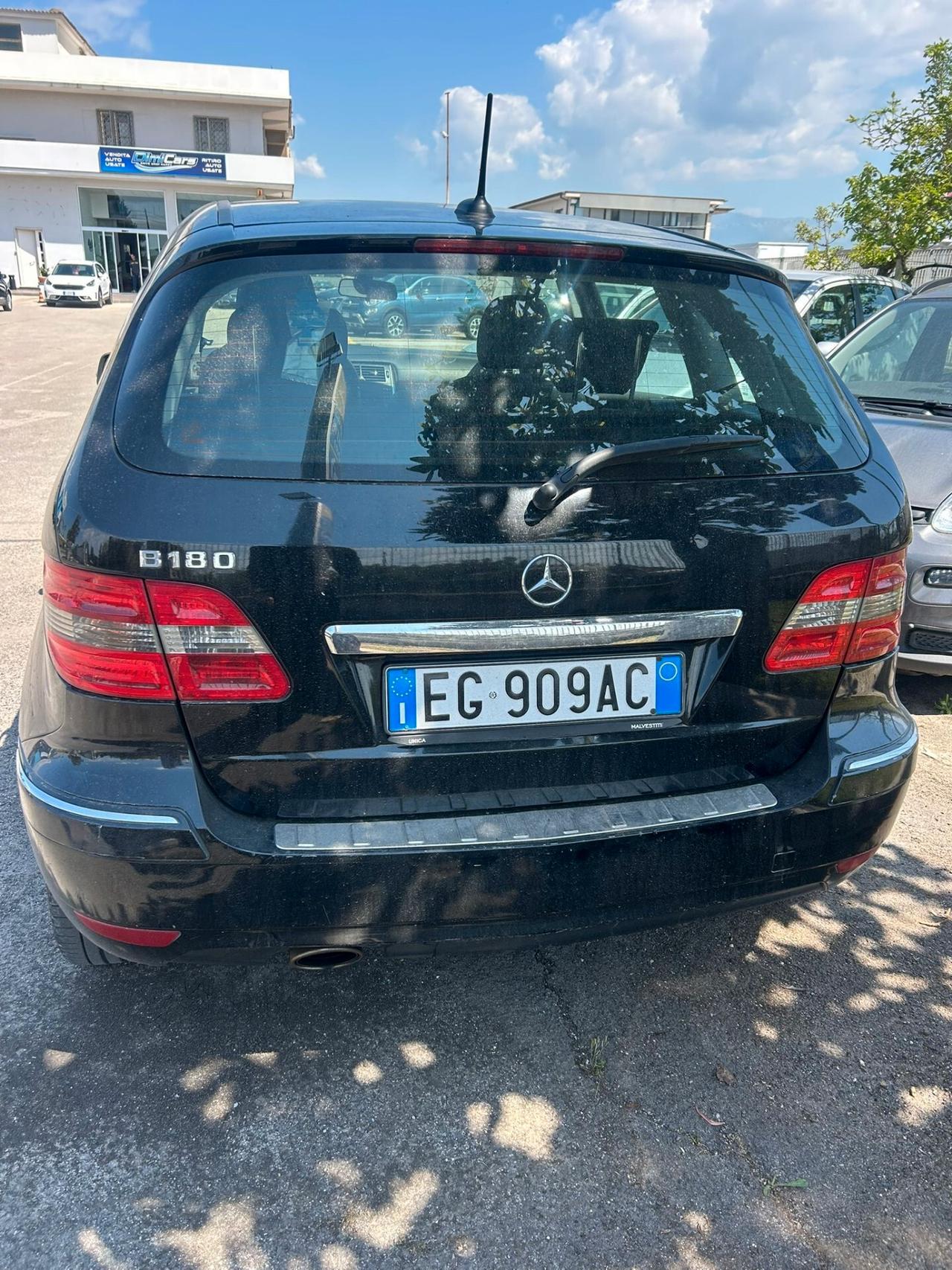 Mercedes-benz B 180 premium