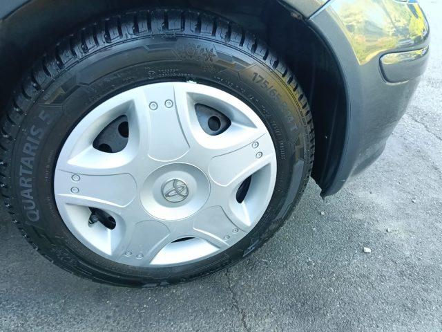 TOYOTA Yaris 1.0i 16V cat 5 porte Expo Clima *uniproprietario*