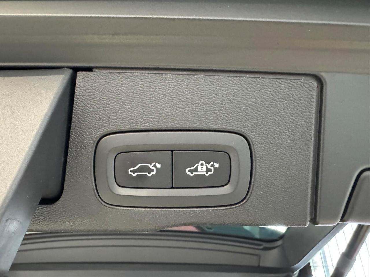 Volvo XC 60 XC60 B5 (d) AWD automatico Ultimate Bright