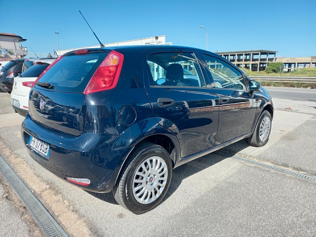 Fiat Punto 1.4 Natural Power 5porte Street 2017