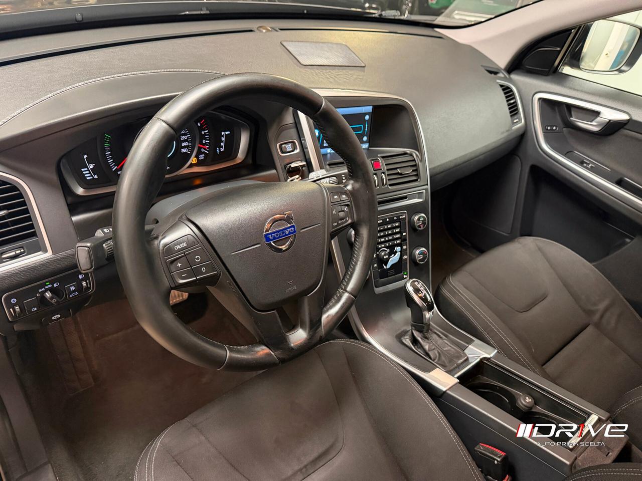 VOLVO XC60 (2008-2018) XC60 D4 Geartronic Kinetic
