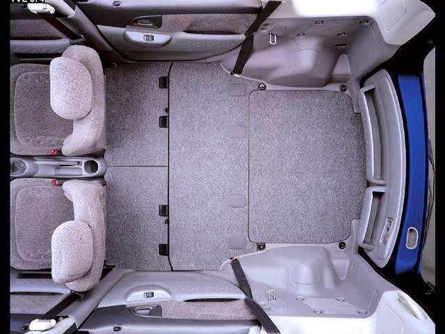 TOYOTA Yaris Verso 1.3i 16V cat Sol