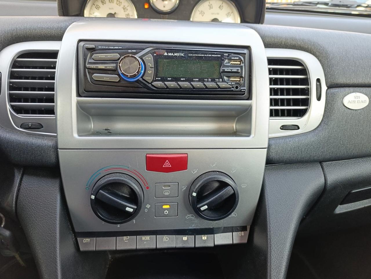 Lancia Ypsilon 1.2 Oro 2009